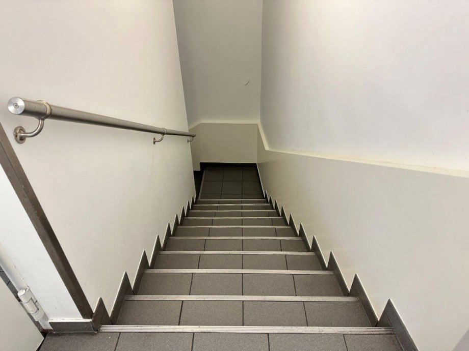 Treppe zwischen EG u. OG Gastgewerbe Koblenz