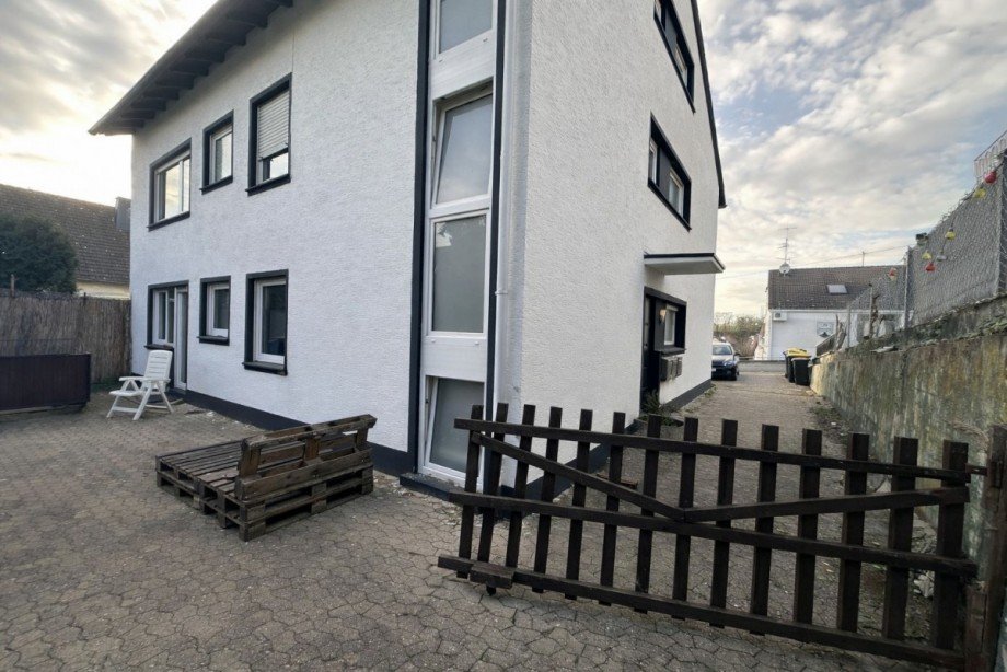 Seitenansicht Mehrfamilienhaus Weitersburg