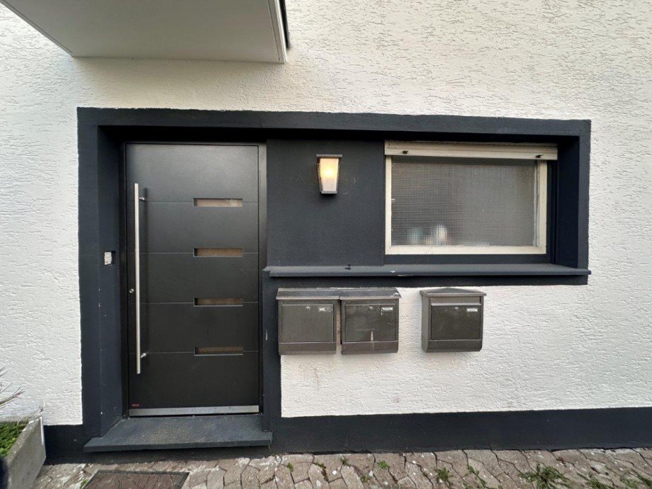 Hauseingang Zweifamilienhaus Weitersburg